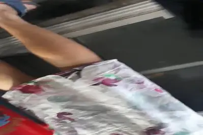 Bokep Indo Ngintip CD Bunga Bunga Cewek Seksi Terekam Diam-Diam Viral HD